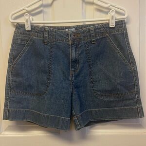 G.H. Bass & Co. Mid-Rise Blue Denim Patch Pocket Shorts